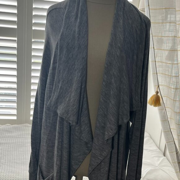 Athleta Gray Cardigan SZ 1X - Picture 1 of 6